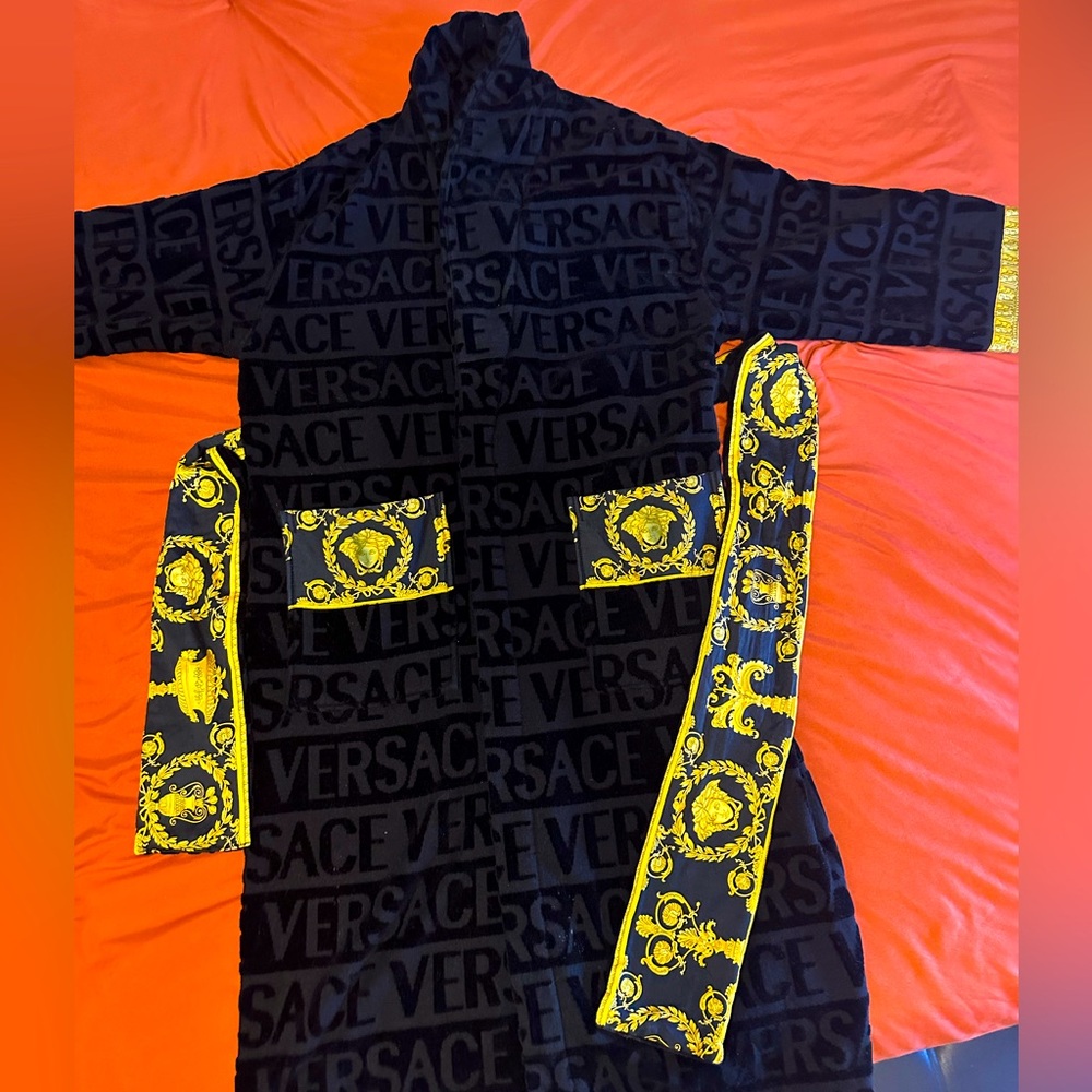 Versace Men’s Bathrobe, M, Black